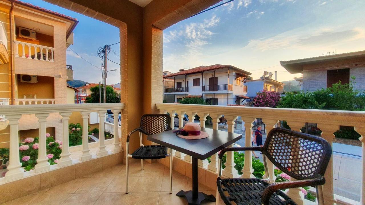 House Spanos Sarti Buitenkant foto